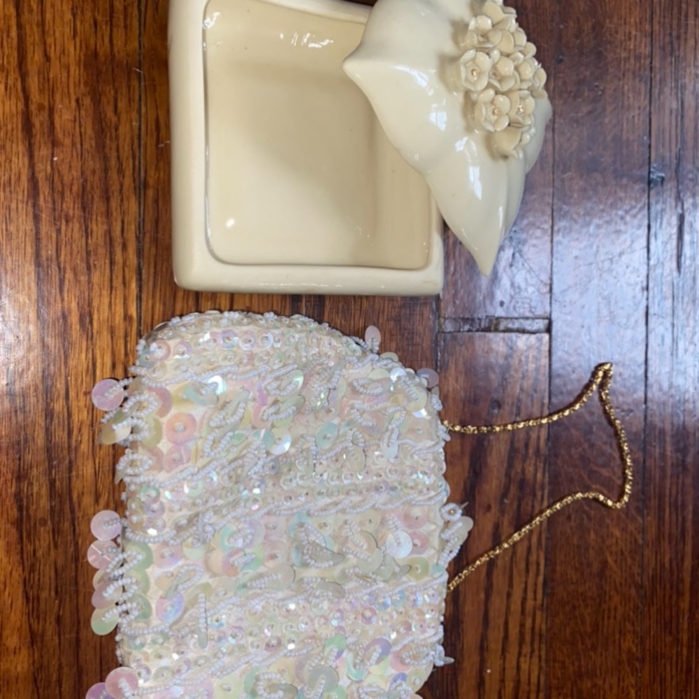 Vintage sequence purse / jewelry ceramic box